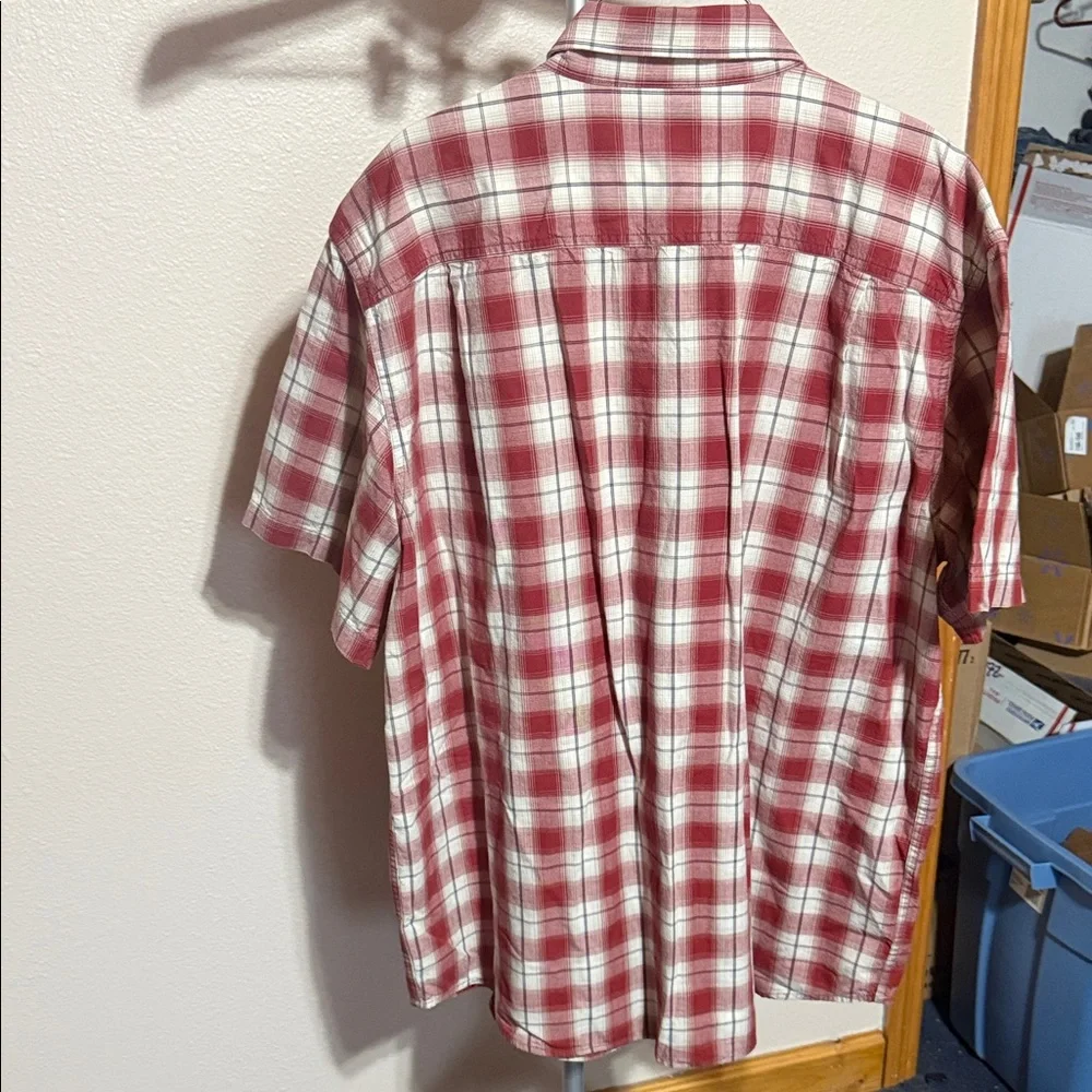 Carhartt Men's Casual Red and White Plaid‎ Shirt